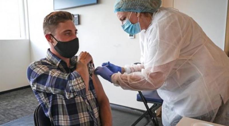 Uruguay supera el millÃ³n de inoculados con alguna dosis de vacuna anticovid