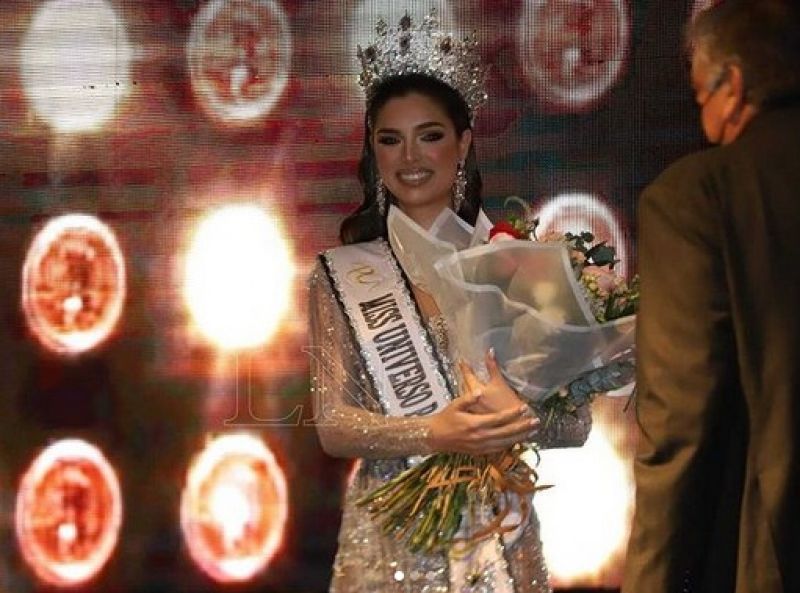 Nadia Ferreira fue coronada como la miss Universo Paraguay 2021