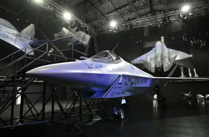 Rusia presenta su nuevo avión de combate “Jaque Mate”