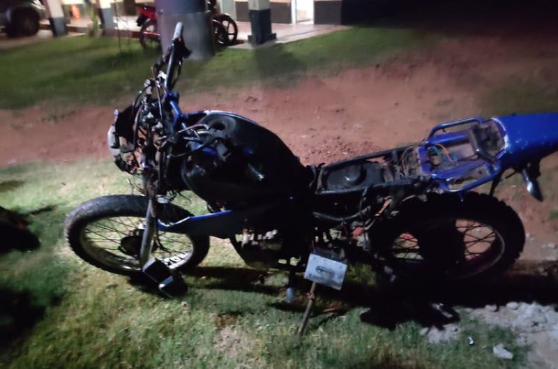 Dos hermanos mueren tras chocar su moto en Luque