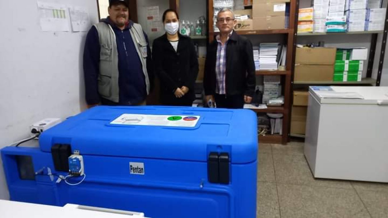 Hospital Regional recibió refrigerador para conservación de vacunas