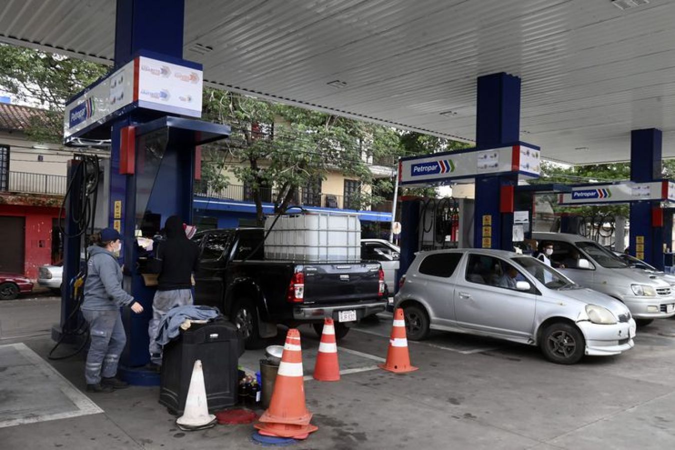 La Contraloría pide informes sobre el subsidio de combustibles a Petropar