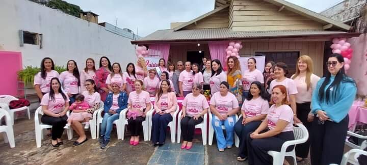 Inició la campaña Octubre Rosa en el albergue para mujeres con cáncer